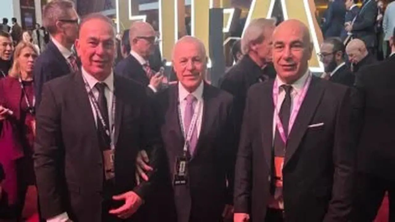 هاني أبو ريدة يشارك في مراسم سحب قرعة كأس العالم بأمريكا ويحدد خارطة المنتخبات المنافسة